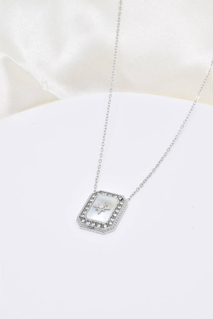 Collier Étoile du Nord Nacrée - Bijou d'intention Aurora