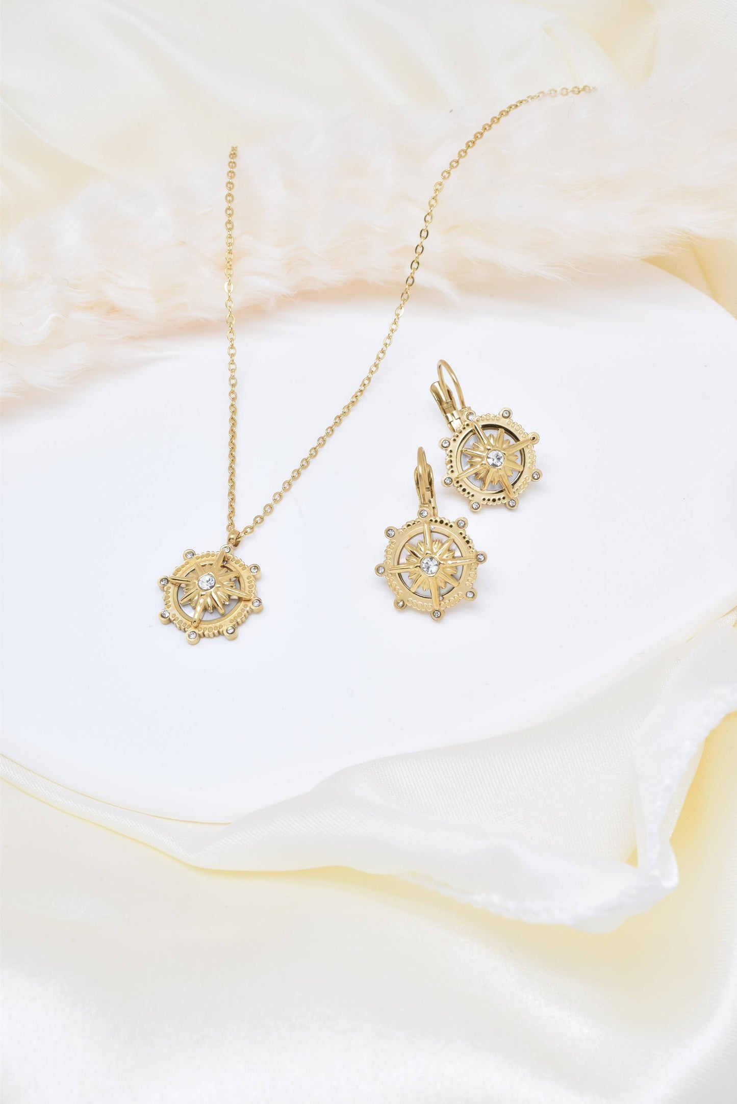 Boucles d’oreilles Aurora – Polaris – Étoile Dormeuse