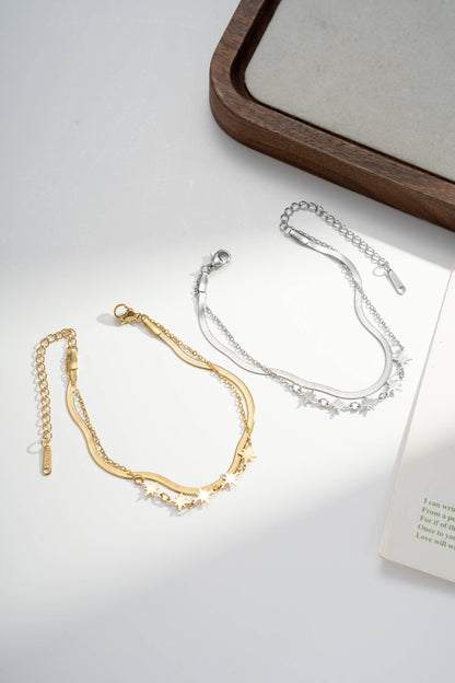 Bracelet Aurora – Celestial – Chaîne Lune & Étoile